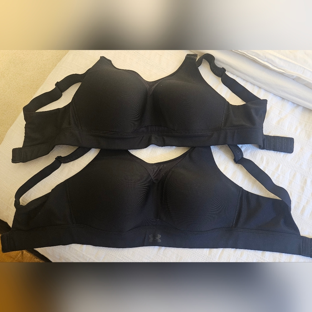 Under Armour Sports Bras ( 2 count)